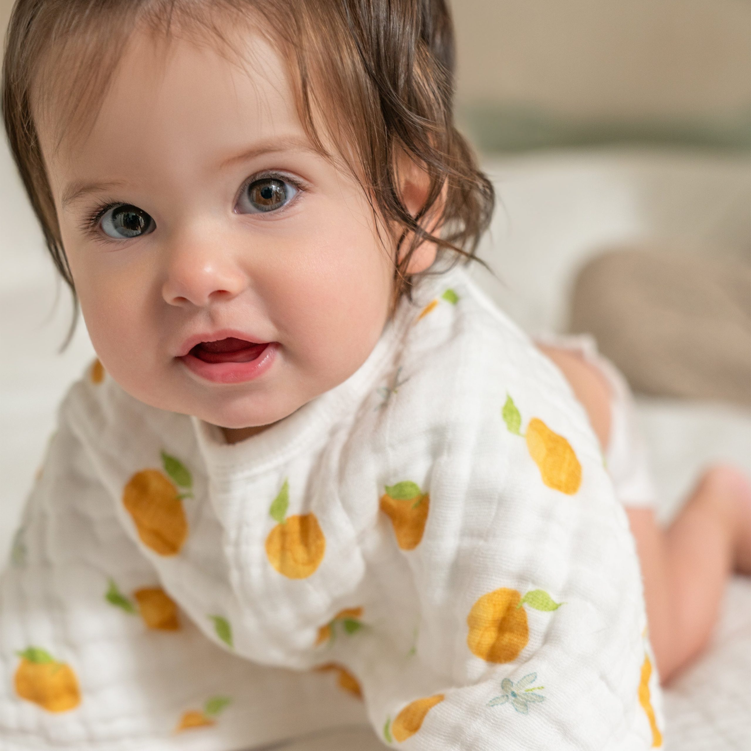 organic cotton muslin burpy bibs 2 pack - Image 2