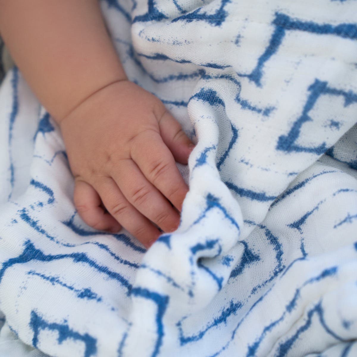 boutique silky soft muslin dream blanket - Image 5