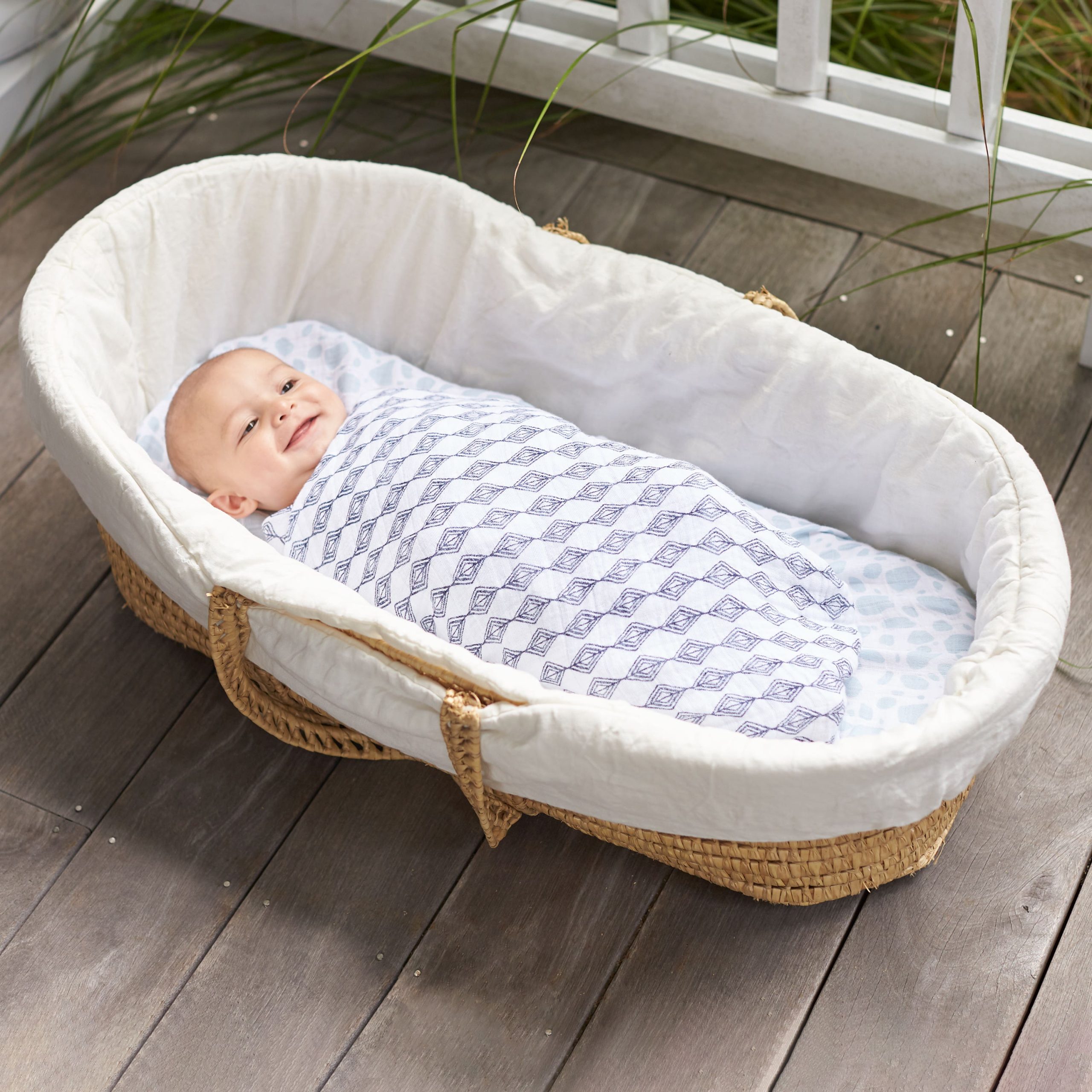 boutique 100% cotton muslin swaddle blanket 4 pack - Image 2