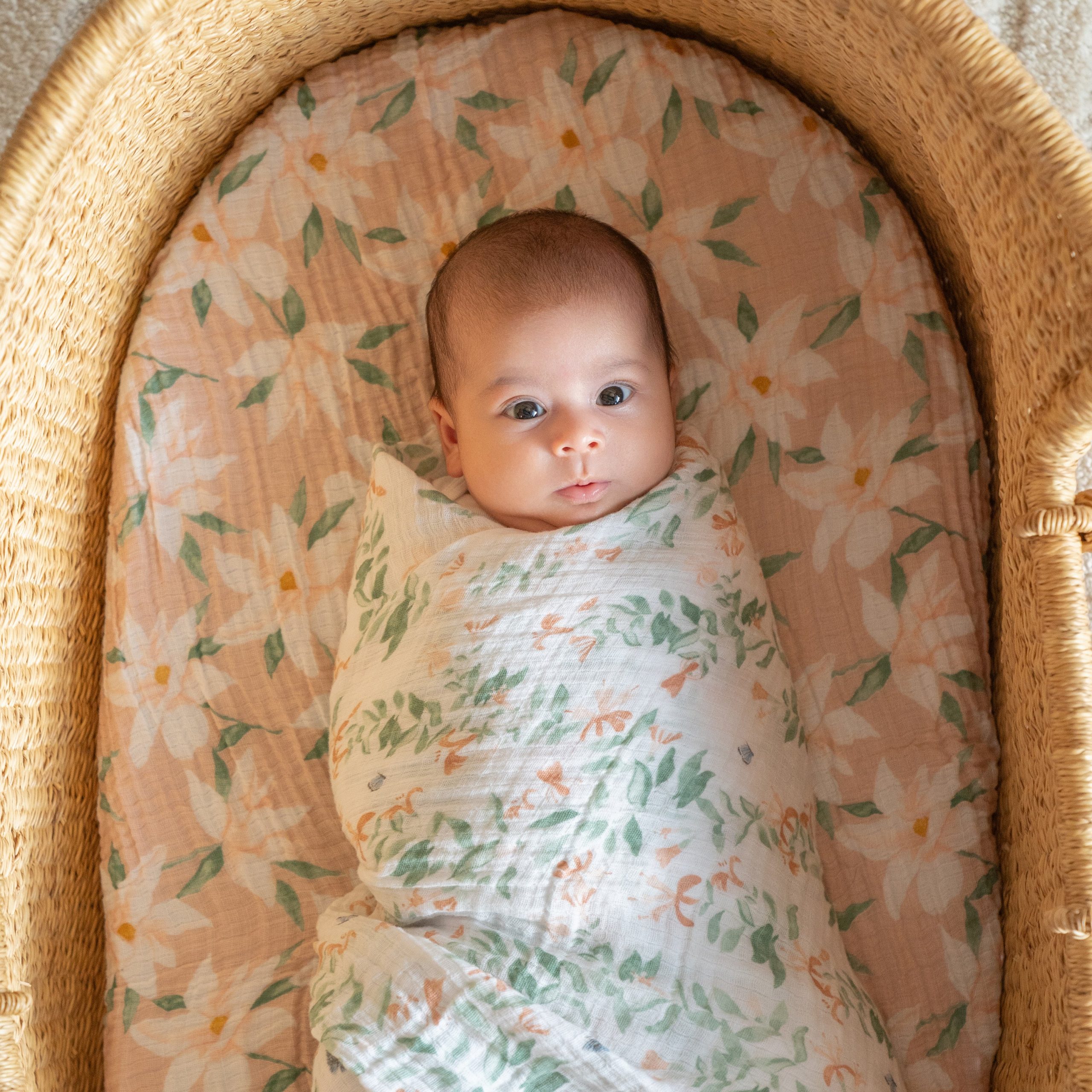 essentials cotton muslin swaddle blanket 2 pack - Image 2