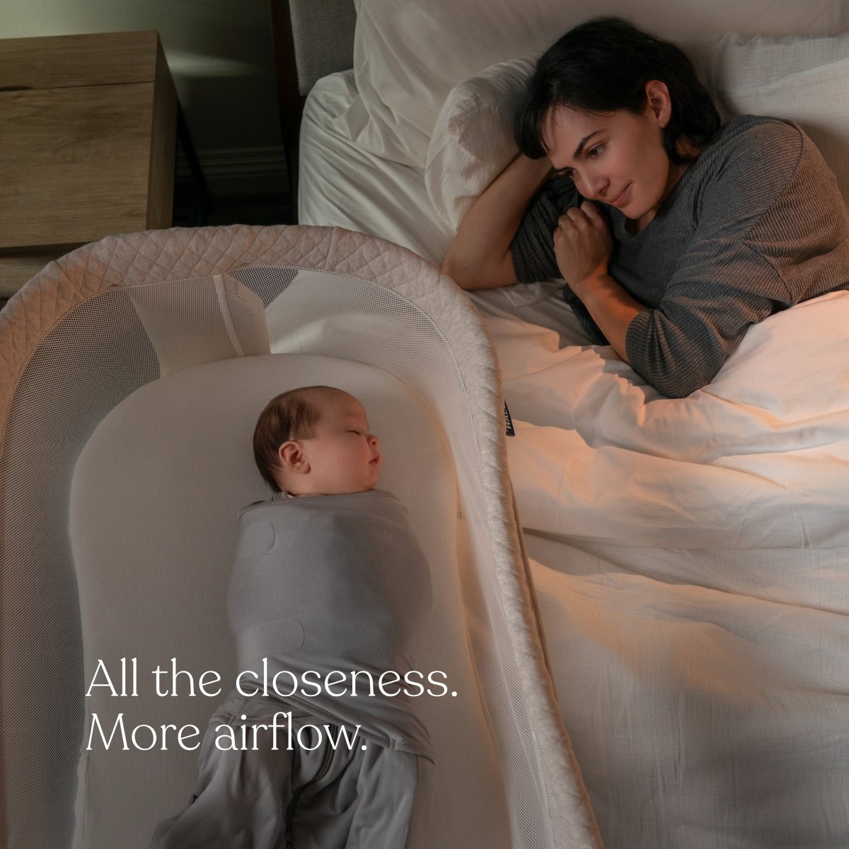 BassiNest® Swivel Sleeper 4.0 Air with Dreamweave Breathable Pad - Image 3
