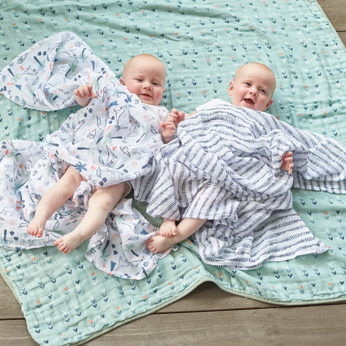 essentials cotton muslin swaddle blanket 4 pack - Image 2