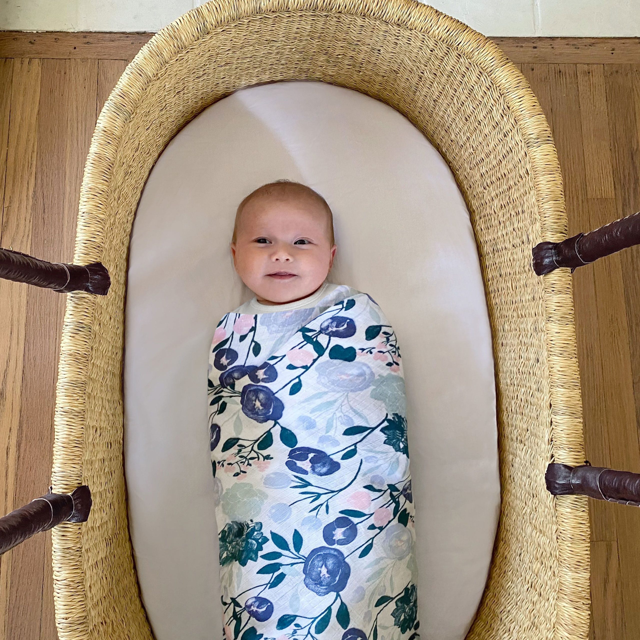 essentials cotton muslin swaddle blanket 4 pack - Image 4