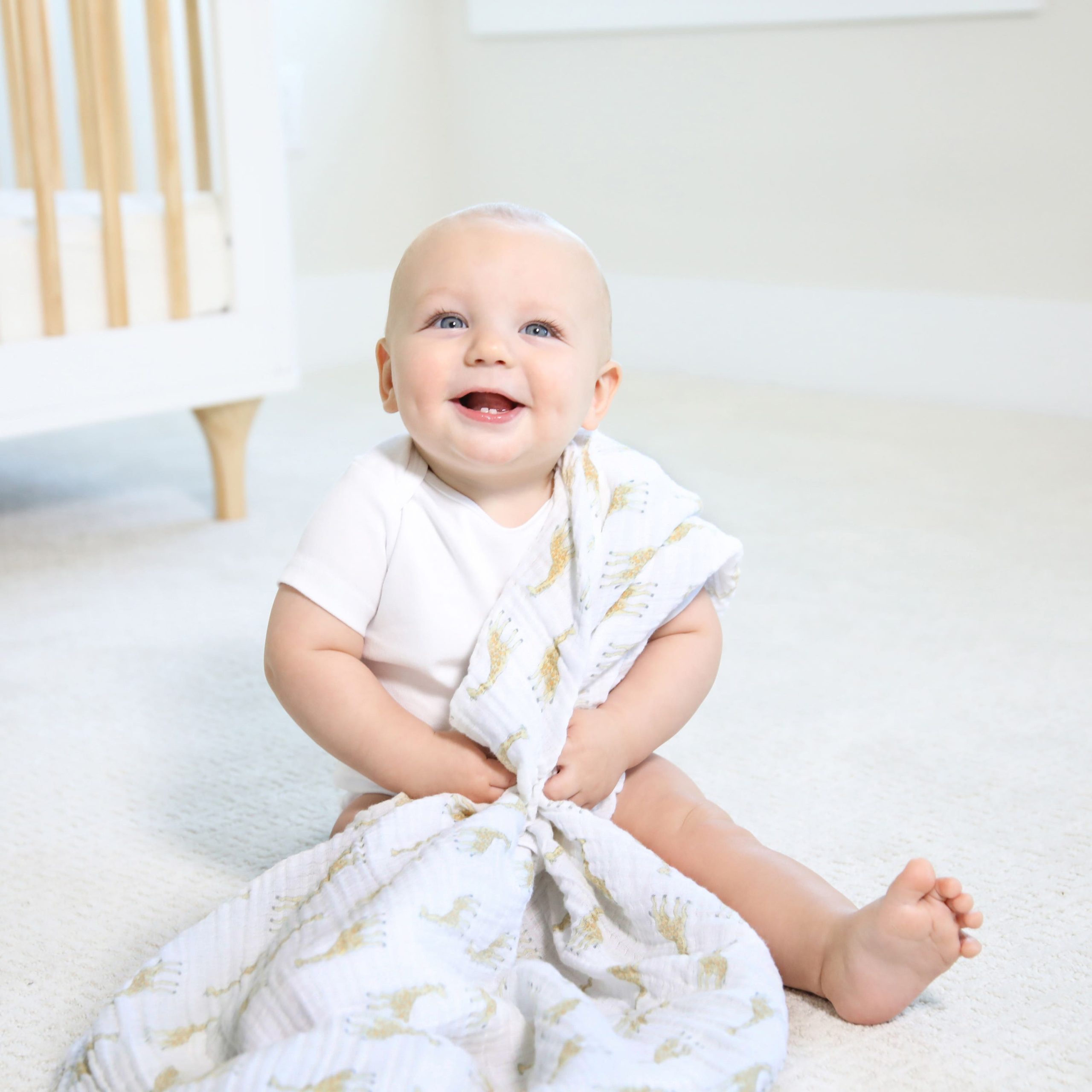 essentials cotton muslin swaddle blanket 4 pack - Image 2