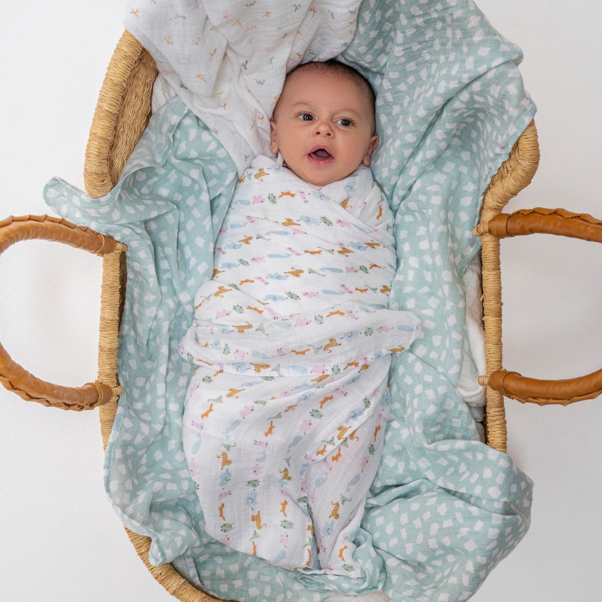 essentials cotton muslin swaddle blanket 4 pack - Image 2