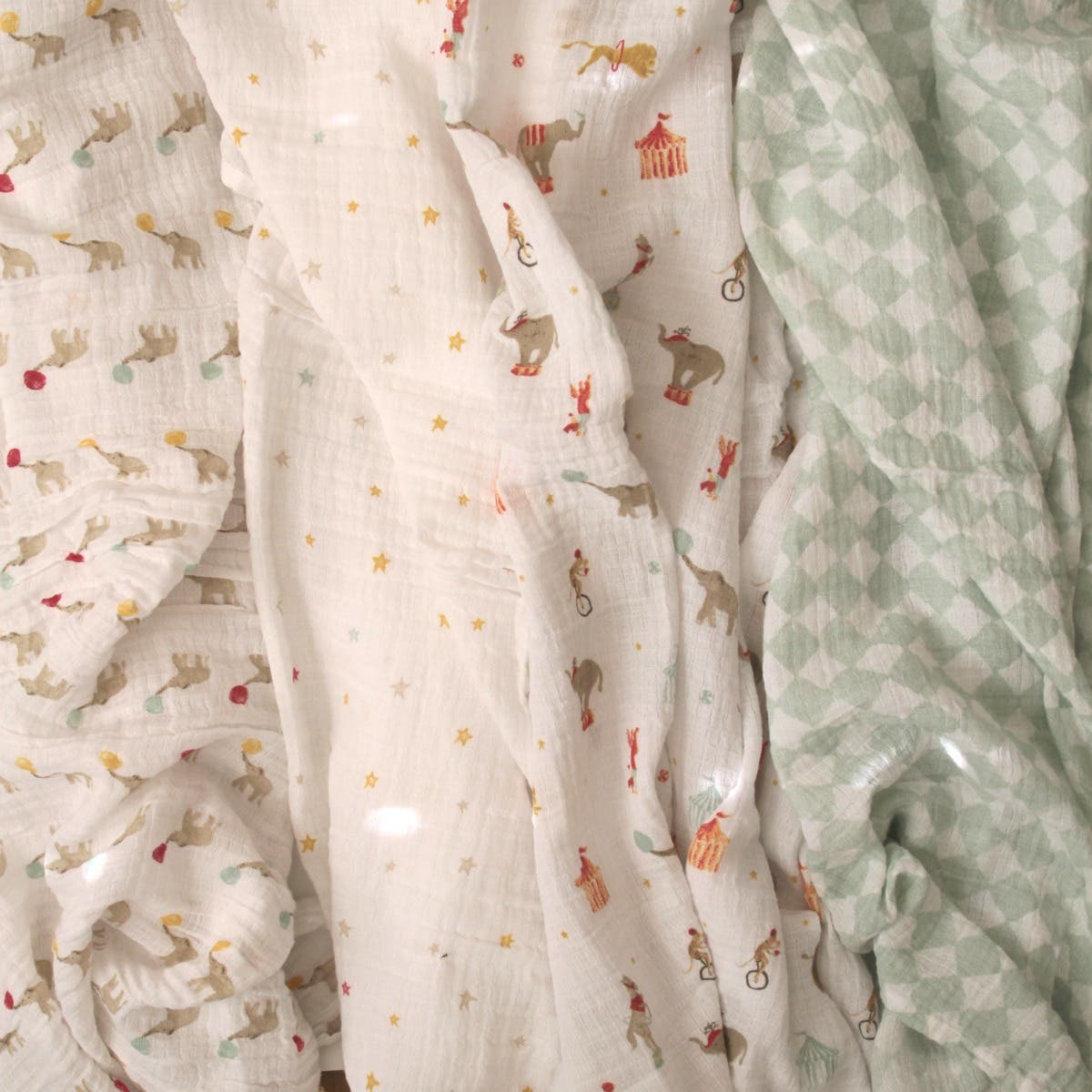 essentials cotton muslin swaddle blanket 4 pack - Image 5